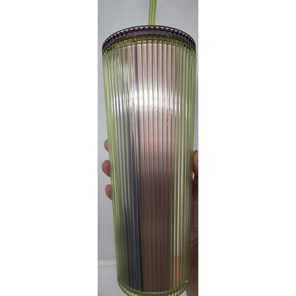 Starbucks Pleated Green Apple Cold Cup (24 Oz) NWT - Picture 4 of 7